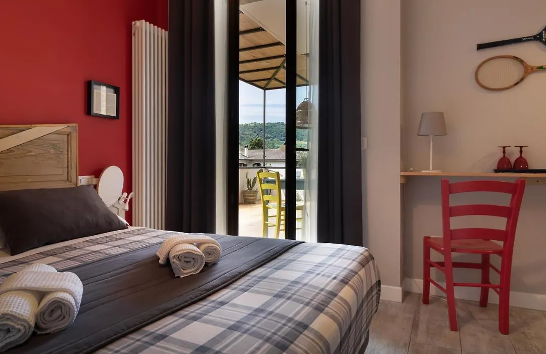 Bed And Breakfast Bric & Brac-1