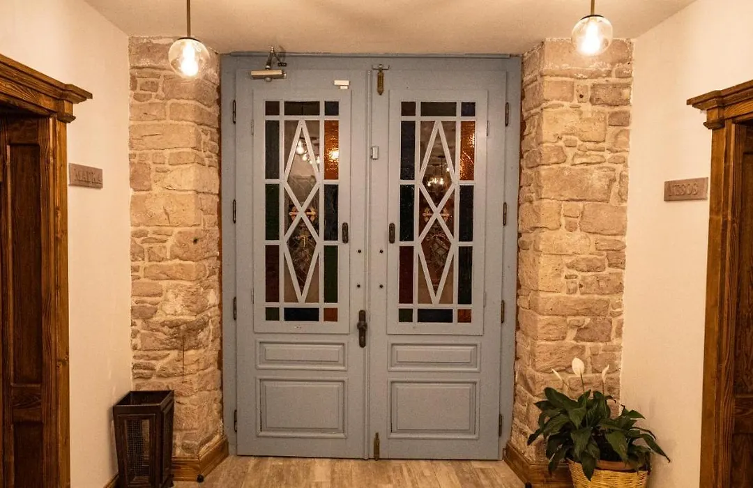 Villa Pietra-1