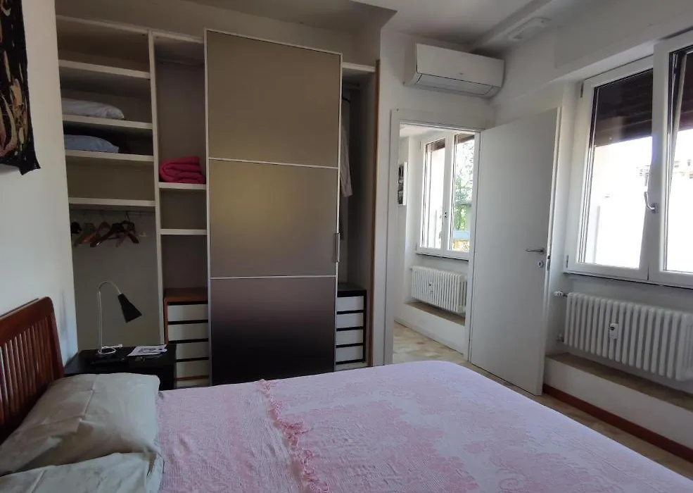 B&B Rosa Blu-1