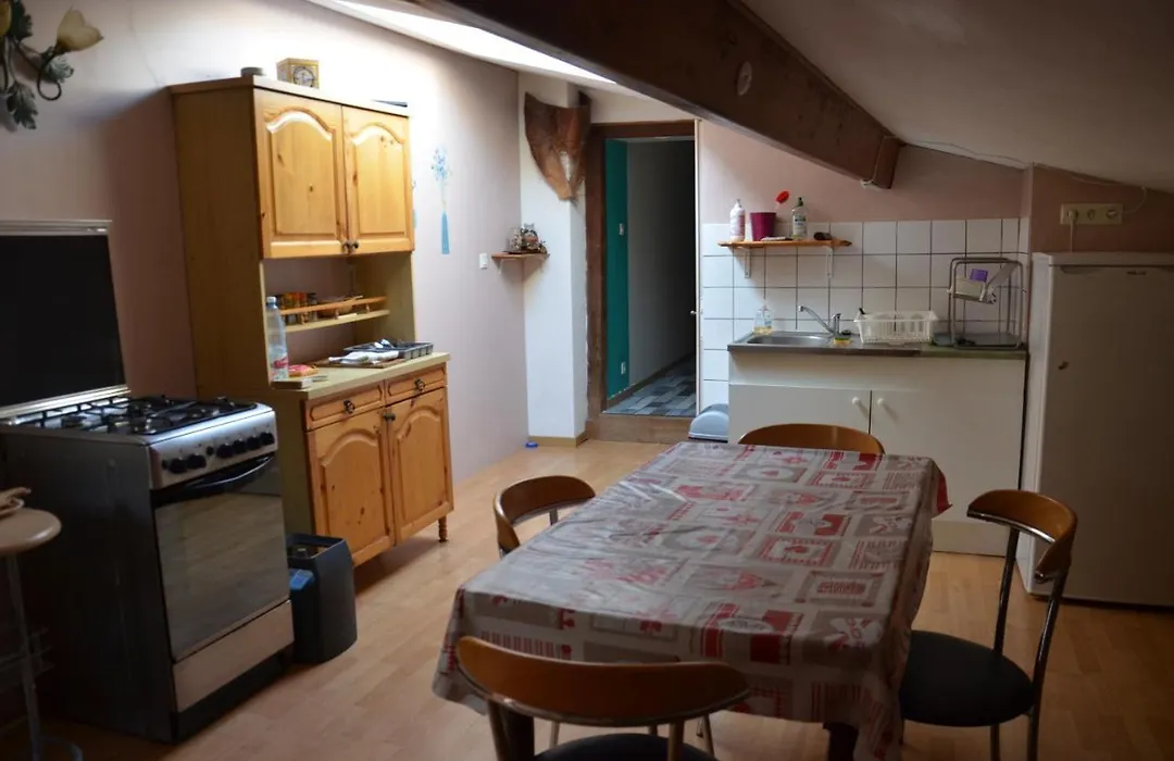 Studio et colocation - Gîte Les 7 fontaines-1