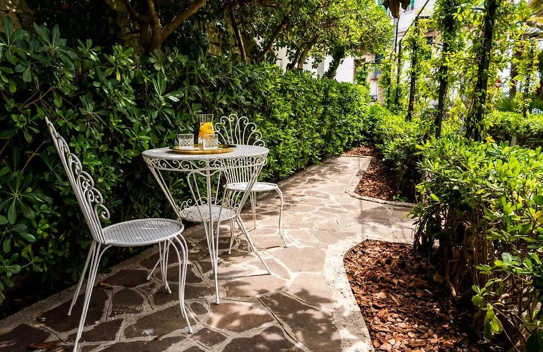 Villa Aurelia Suites&Apartments-1
