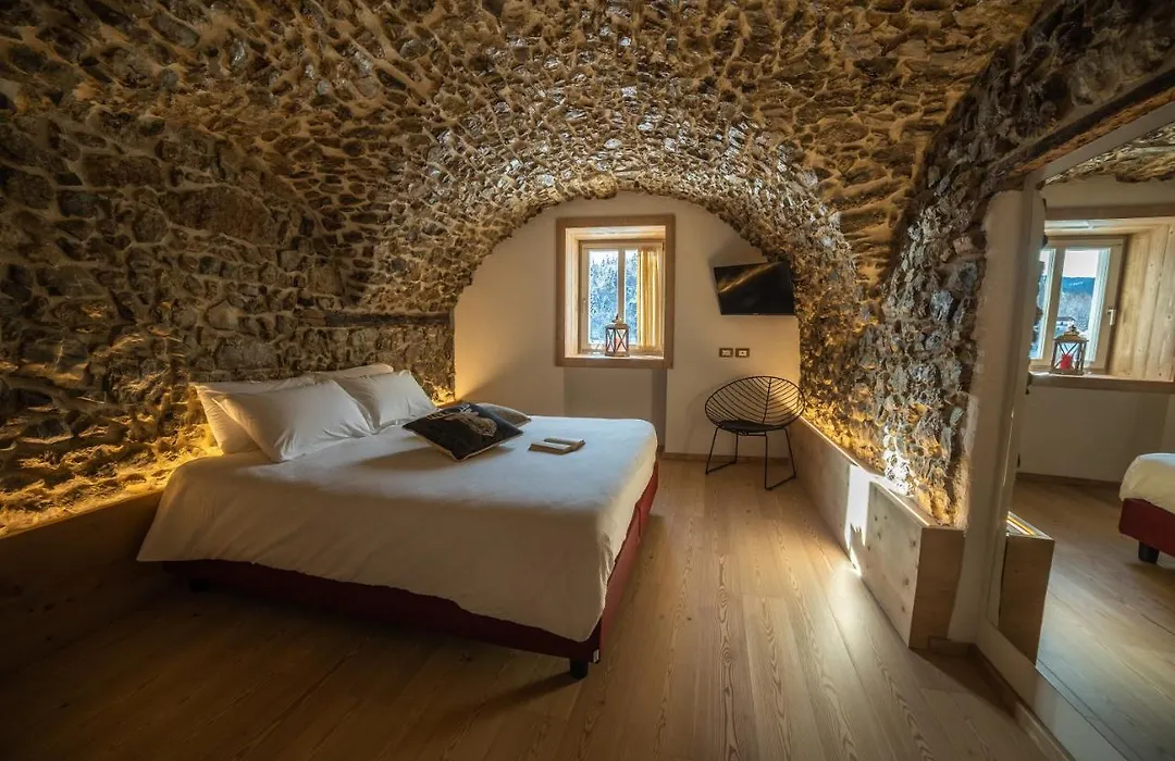 Bazzario B&B-1