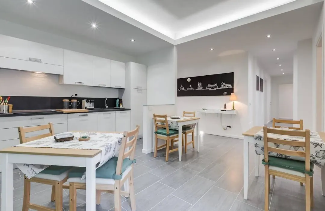 Av Domus Vatican St.Peter B&B-1