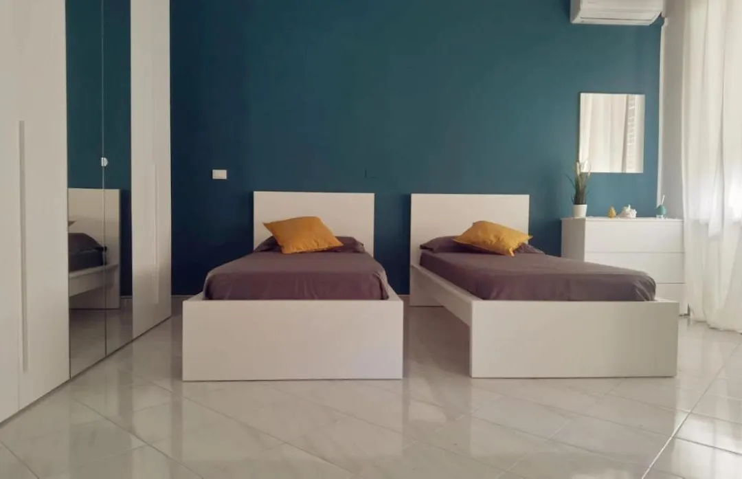 A Due Passi dal Mare B&B-1