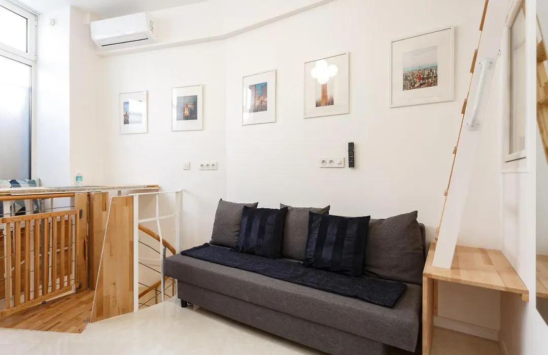 Appartement Petits Champs-1