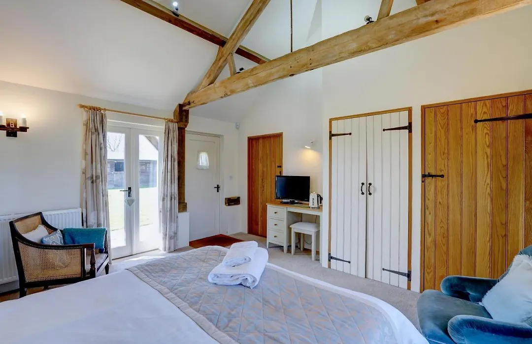 Red House Farm Accommodation-1