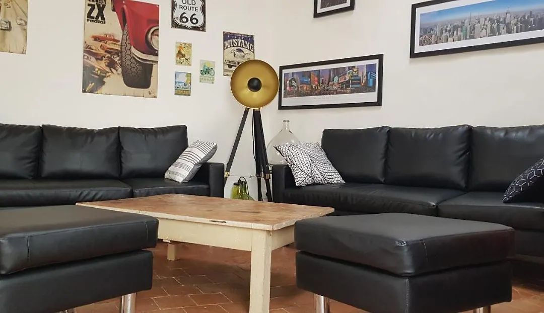 Chez Albert Et Karine-1