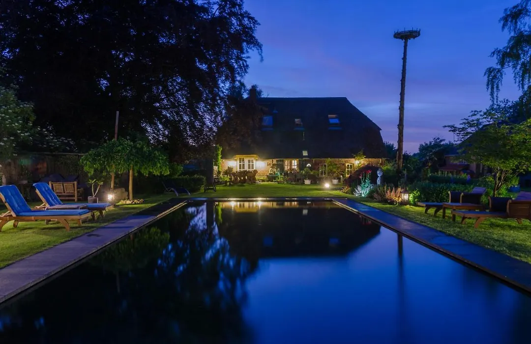 Rumah Indo Garden-1