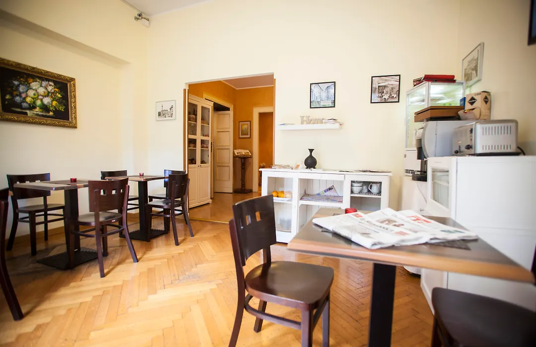 Aventino Guest House-1