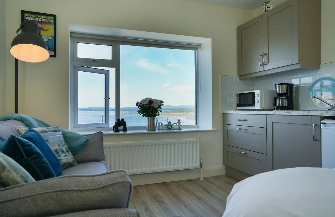 The Gaslight Inn Self Catering Holiday Apartments Rossnowlagh Donegal-1