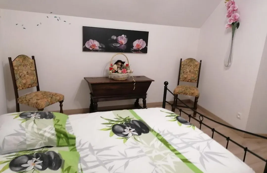Chez Nicole-1