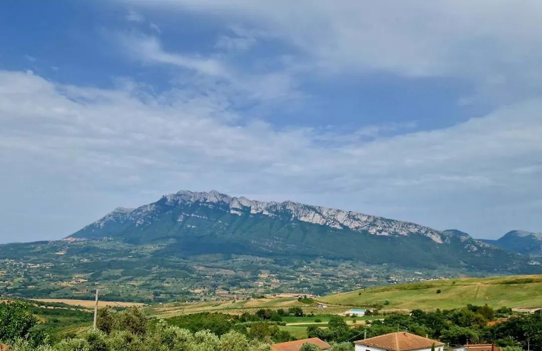 Pietra del Colle Agriturismo-1