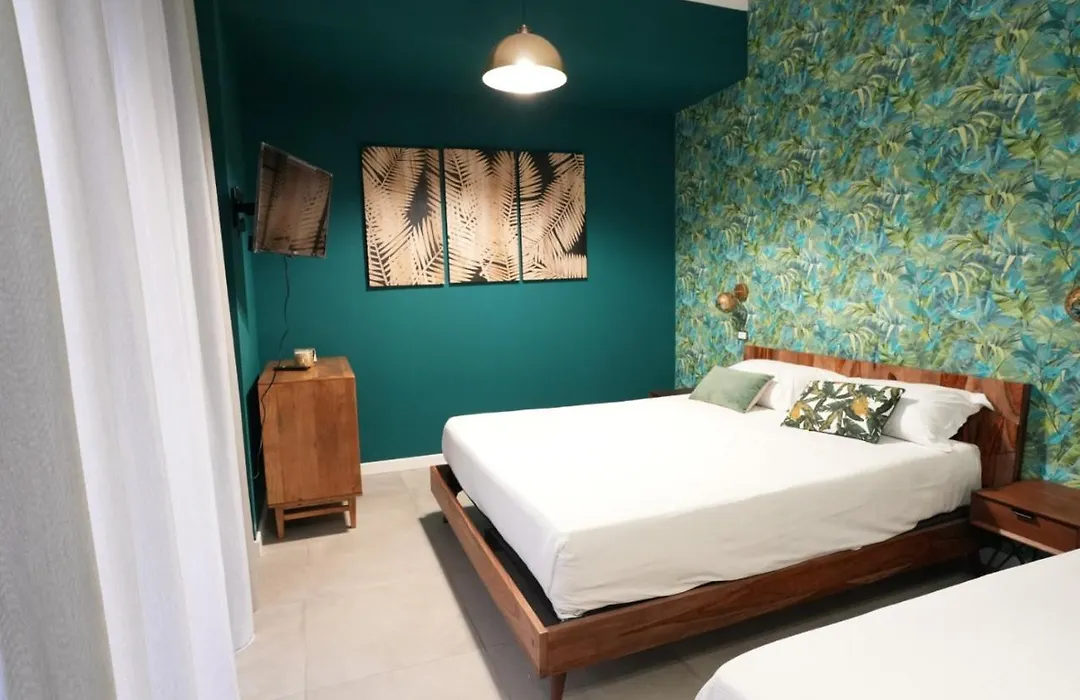 Ross Family Suites-1