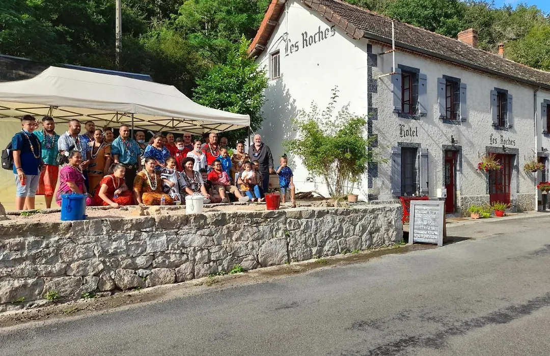 Les Roches Restaurant&Chambre d'Hotes-1