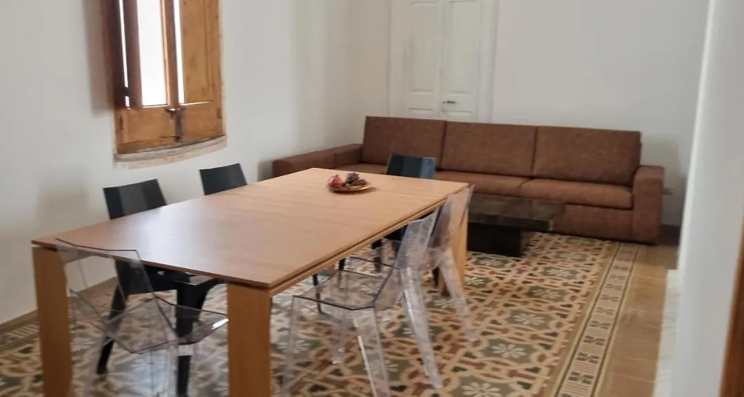 Palazzo Donna Chicchi-1