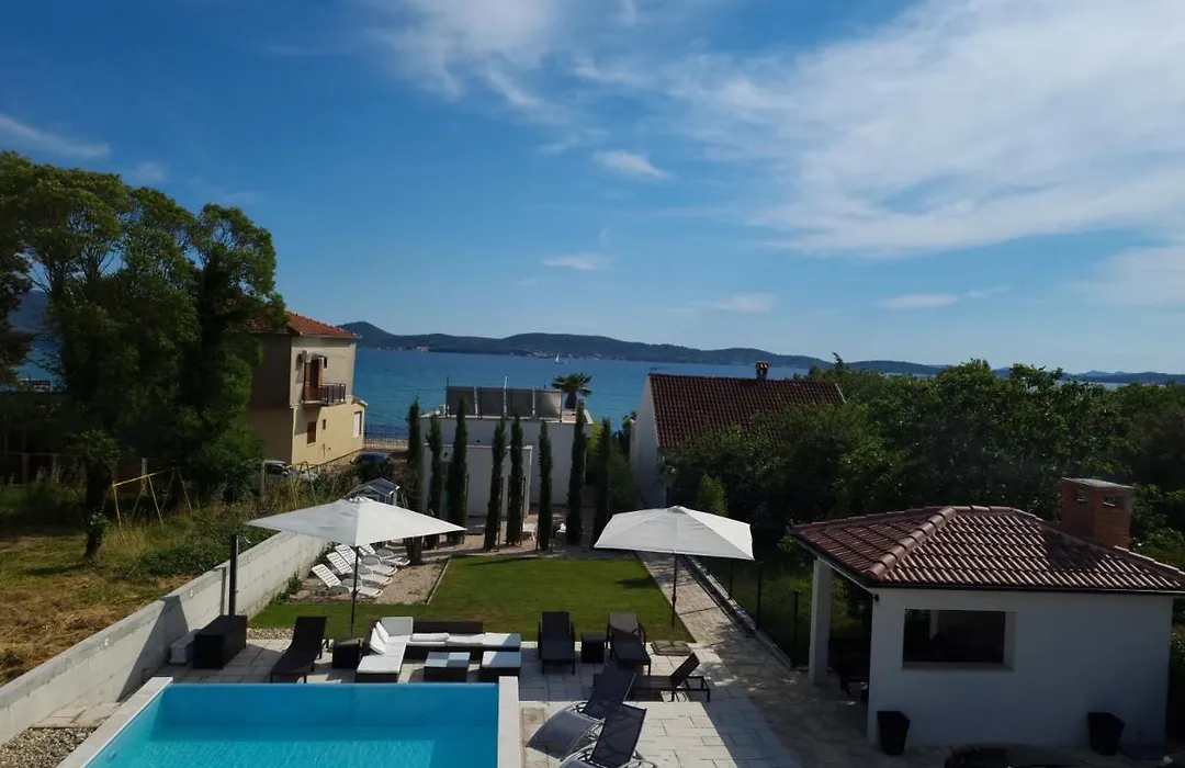 Villa Lukas-1