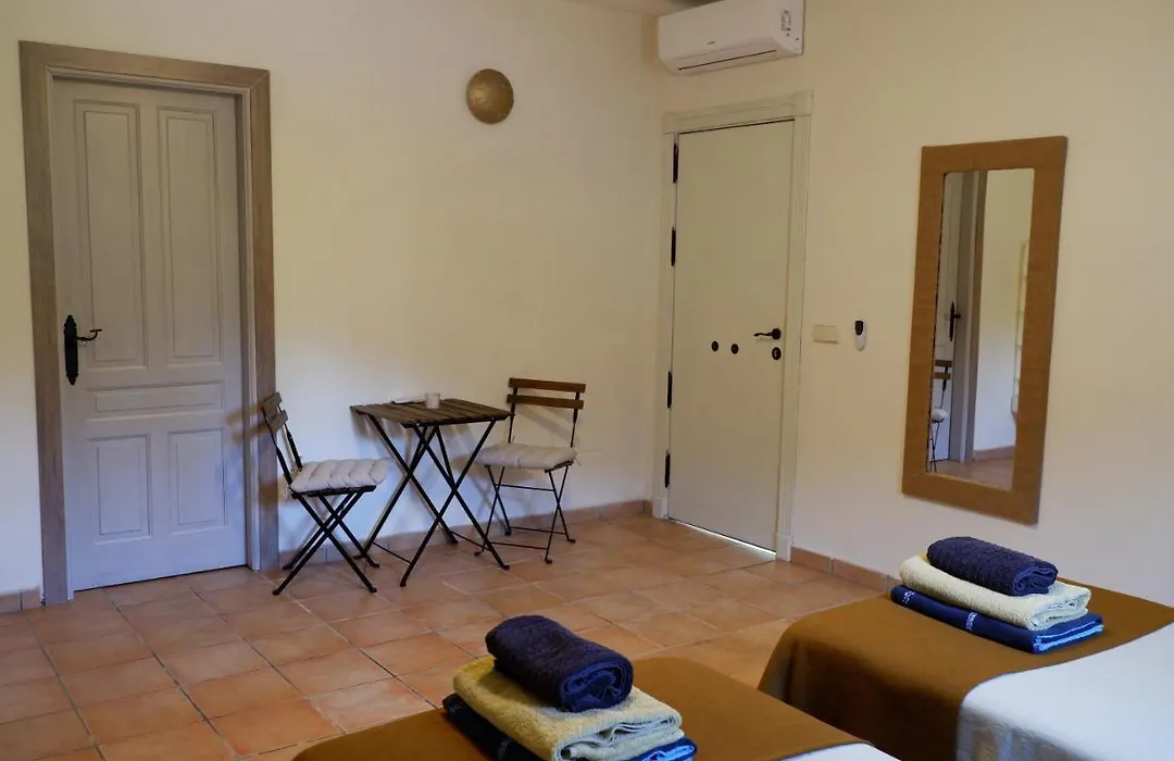 Vegan Guesthouse Finca Pereila-1