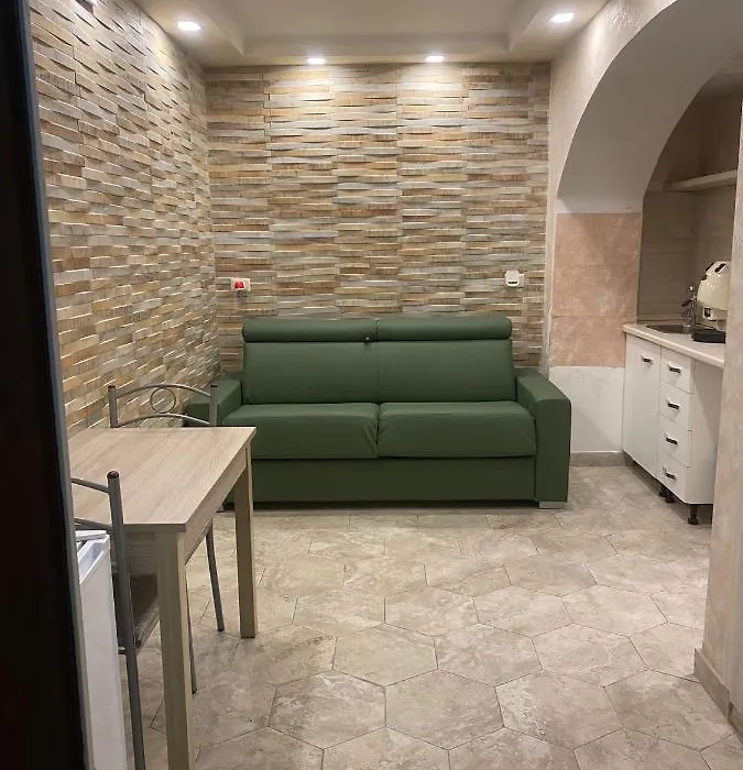 Ciro House-1