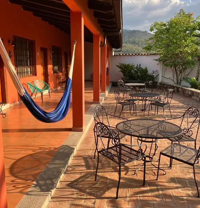 La Casa De Cafe Bed And Breakfast-1