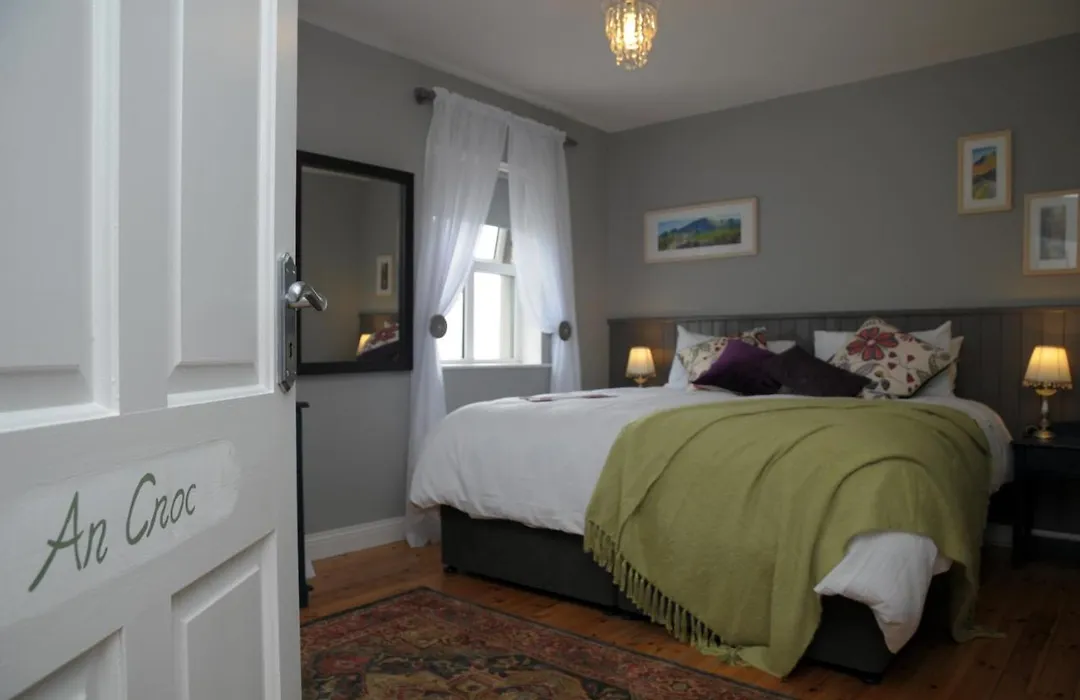 An Riasc B&B-1