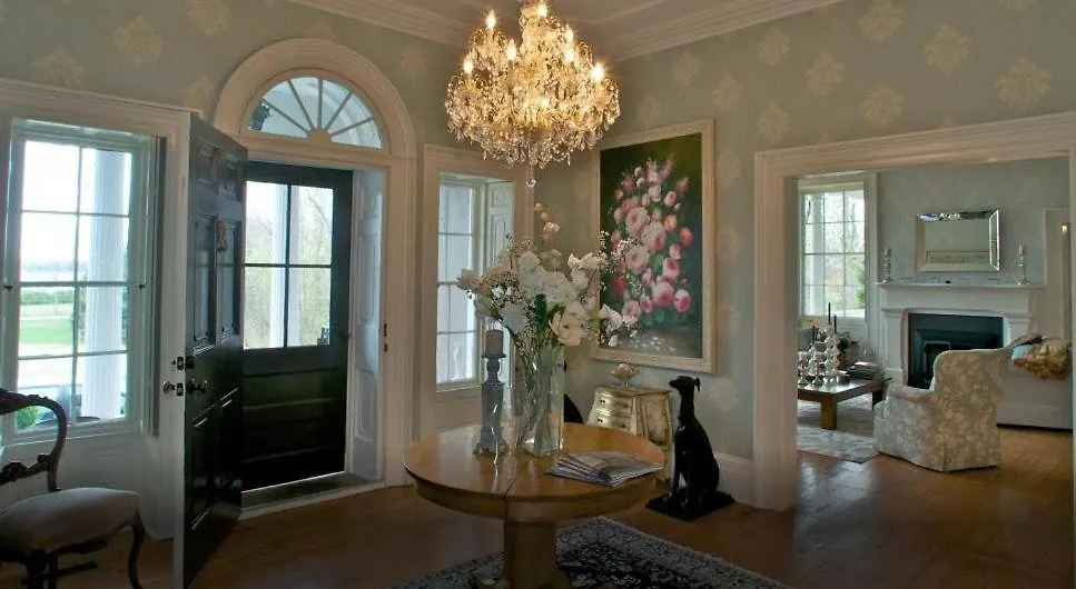 Maplehurst Manor-1