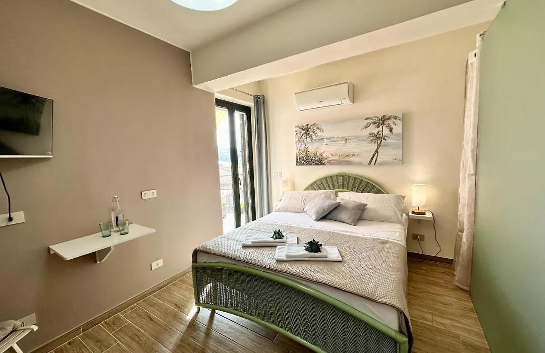 Amuka B&B-1