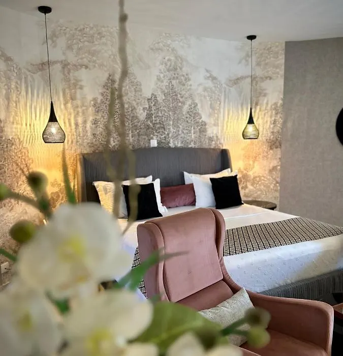 The Palms Luxury Boutique Hotel-1