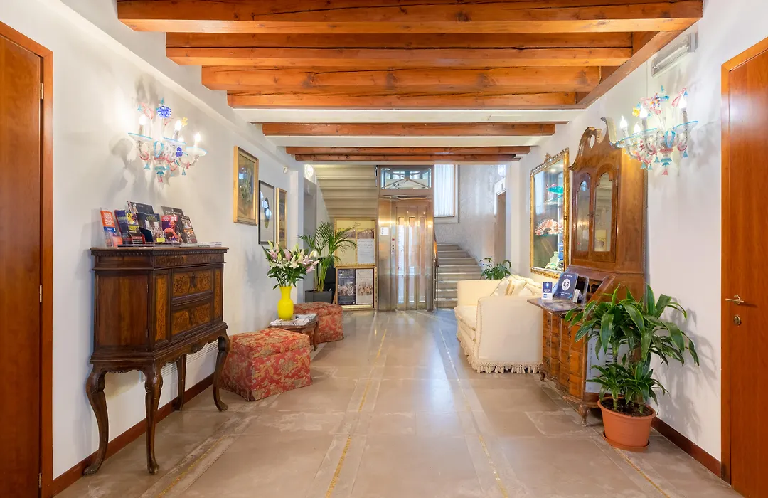 Palazzina Fortuny-1