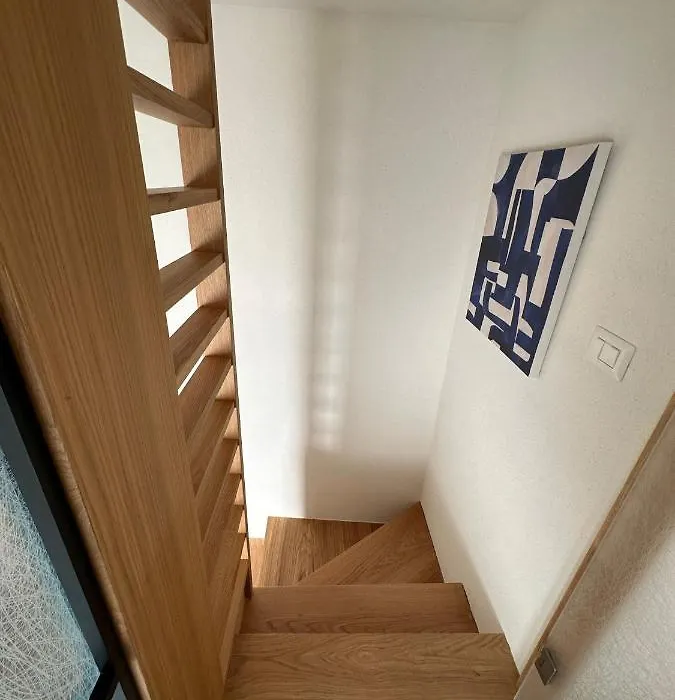 View Room-1