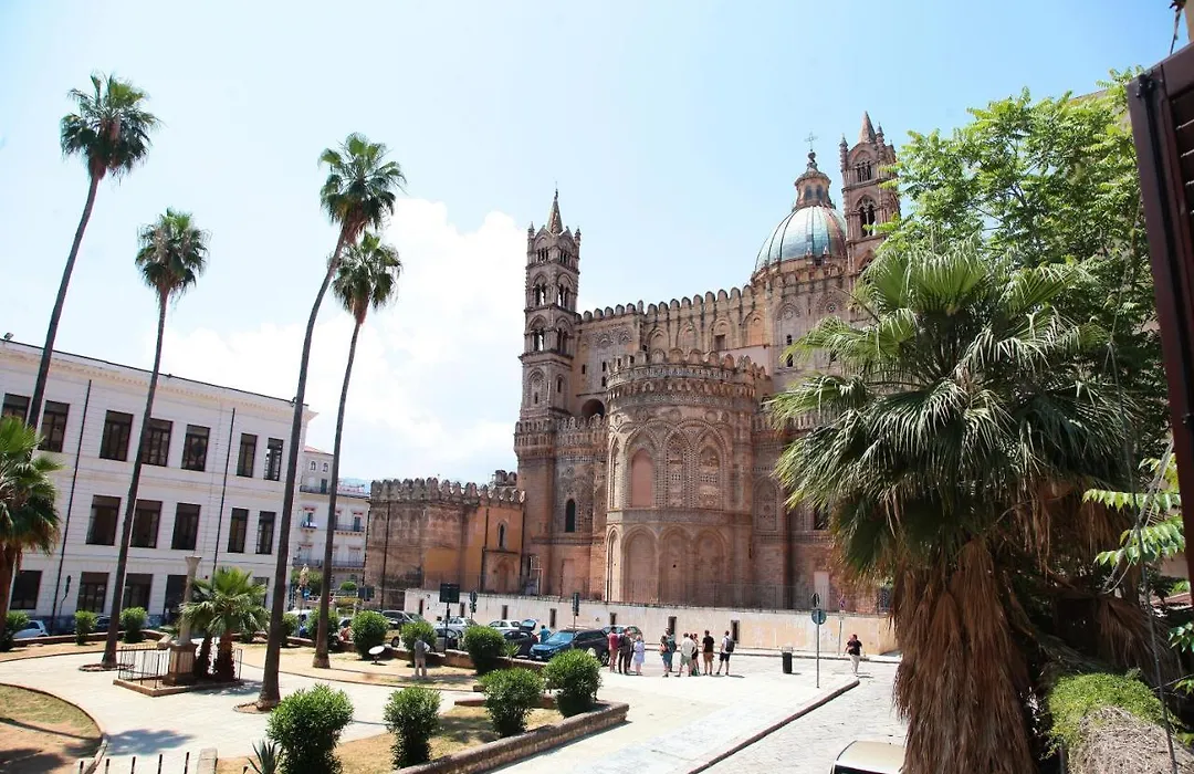 Alle Absidi Della Cattedrale-1