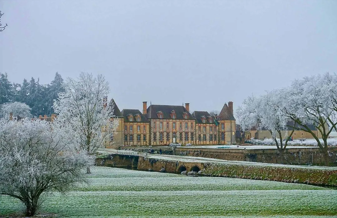 Chateau De La Riviere-1
