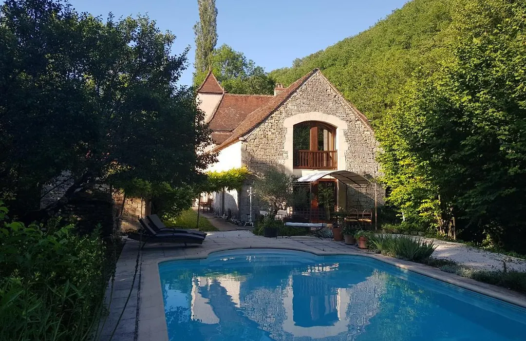 Le Moulin de Jules et Akasha-1
