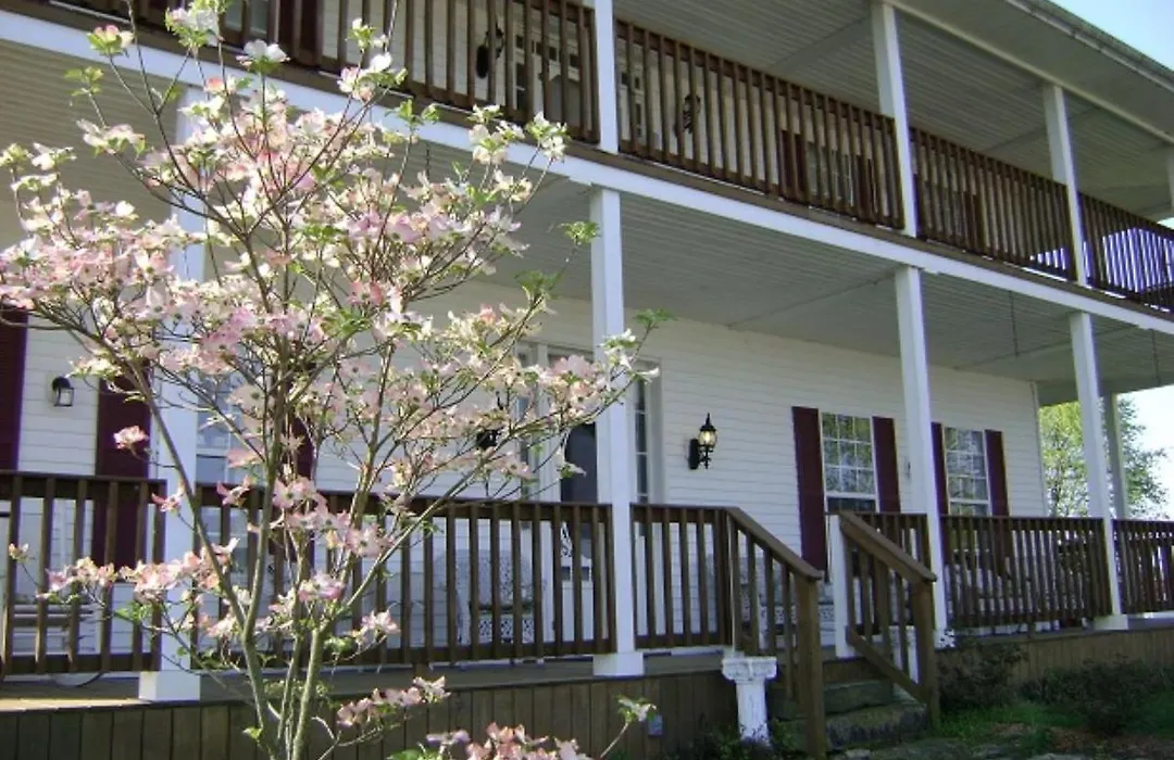 Rocky Hill Inn-1