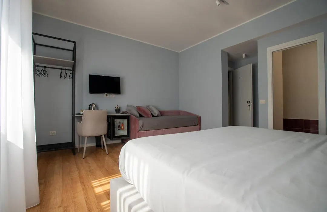 Alma Sorrento Suite-1
