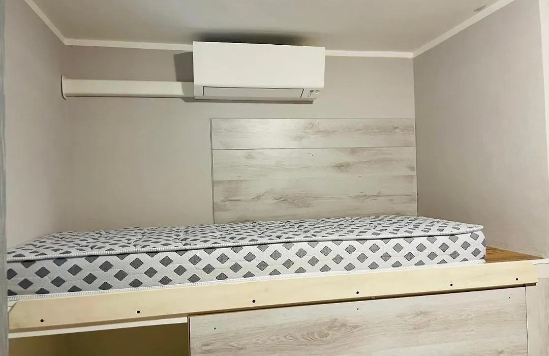 Homesweethome-1
