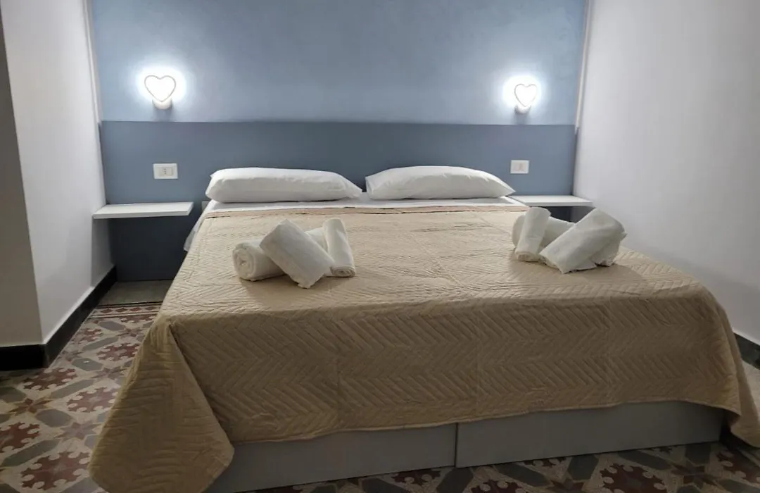 B&B Leon-1