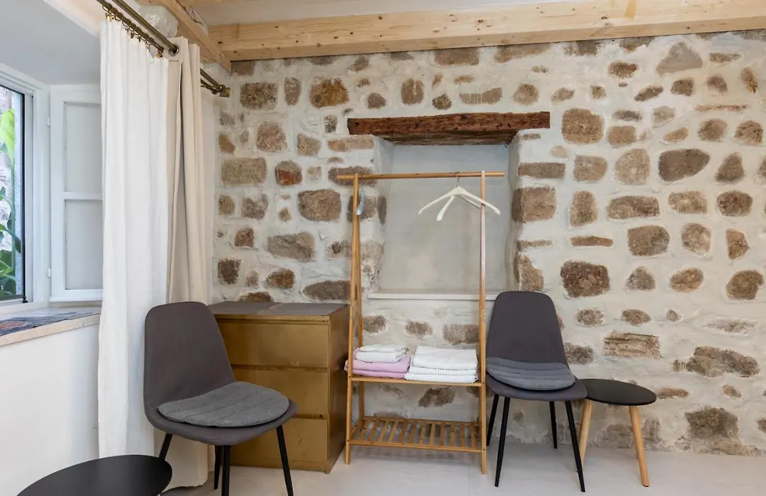 B&B Buza House-1