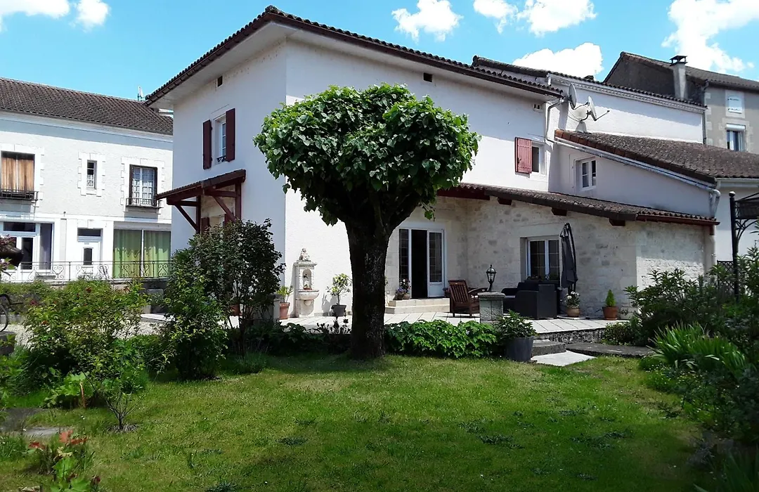 Chez Domi Jardin du bourg-1