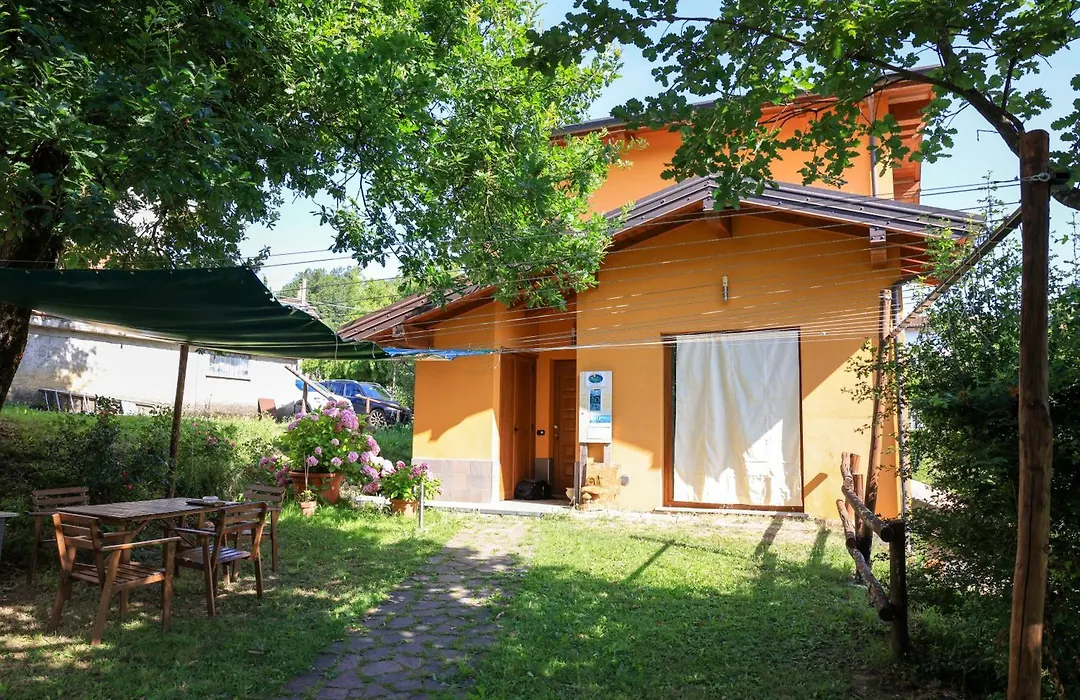 B&B Cadrecca Tra Terra Luna e Mare-1