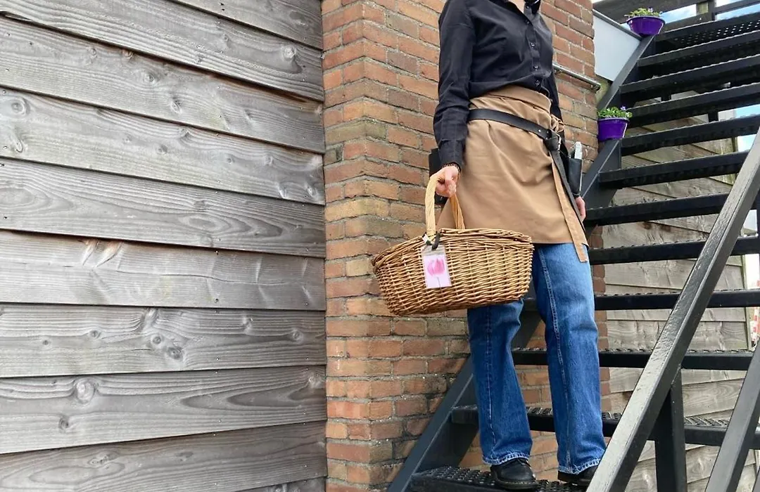 Slapen bij de Buurvrouw-1