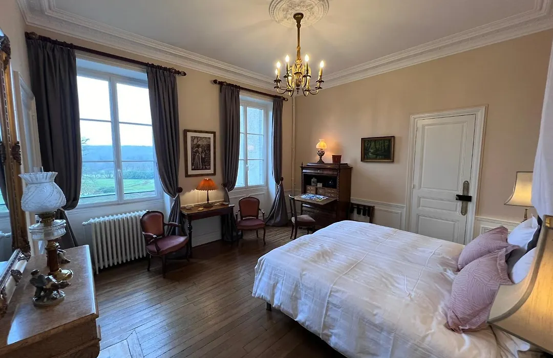 Chateau du Gue aux Biches-1