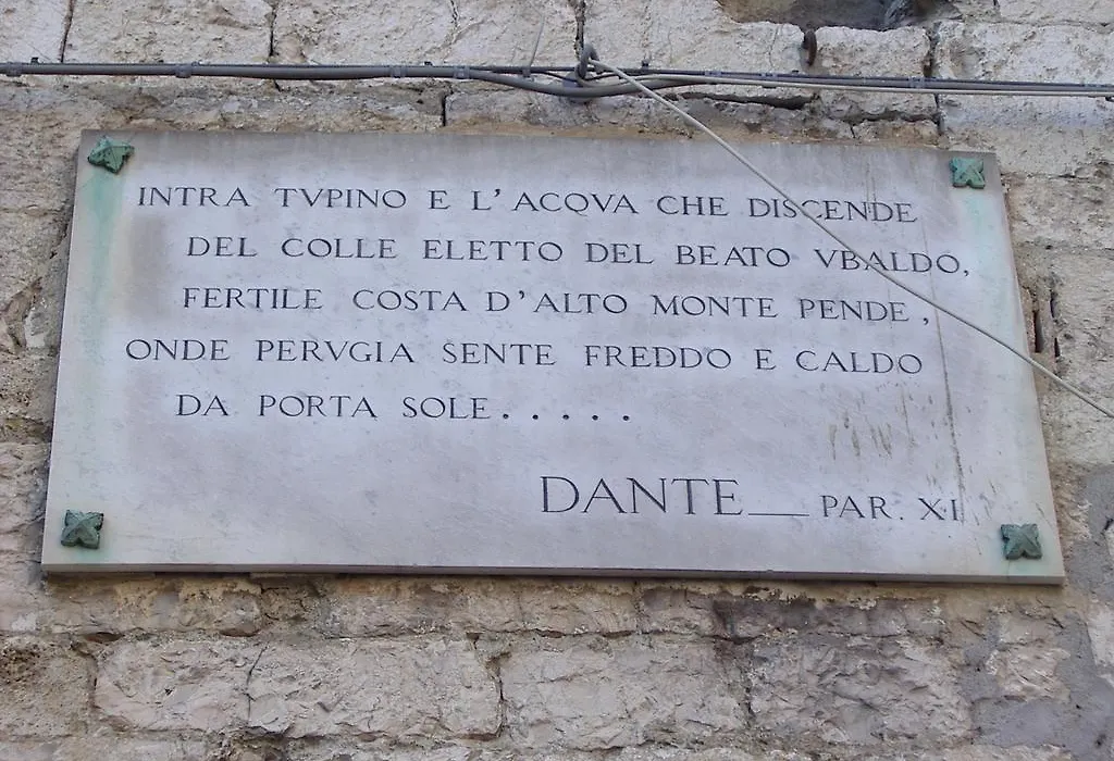 Angolo di Porta Sole-1