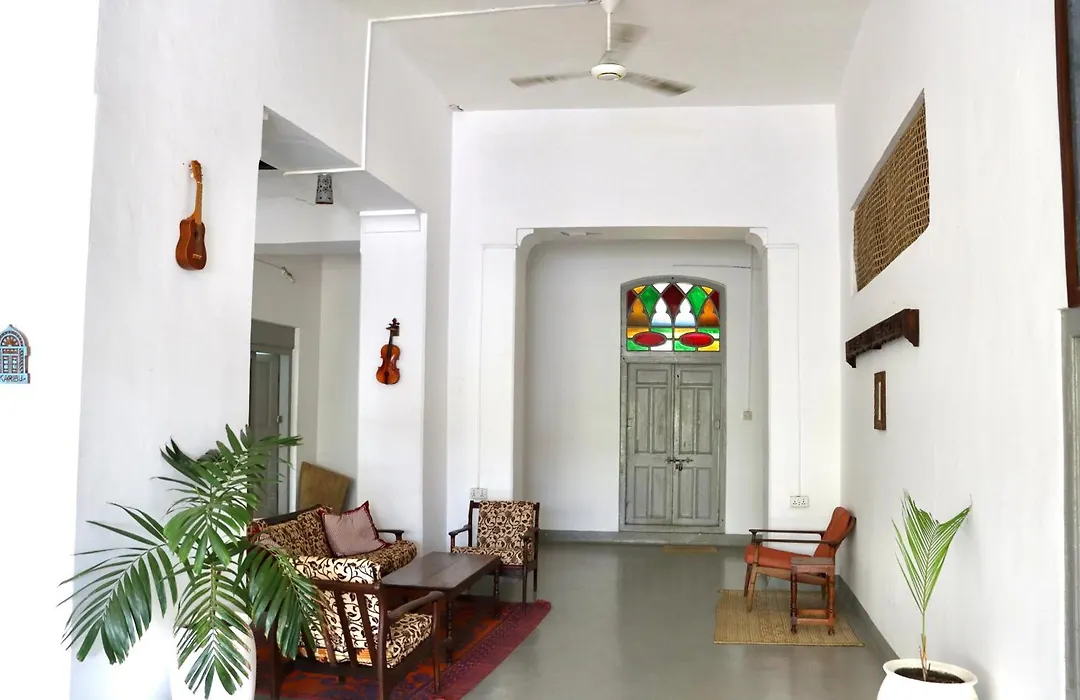 Balcony House-1