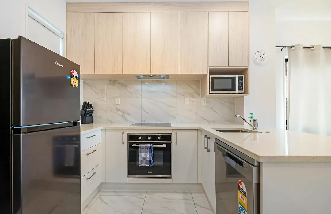 Cozy Brand New Townhouse 1-1