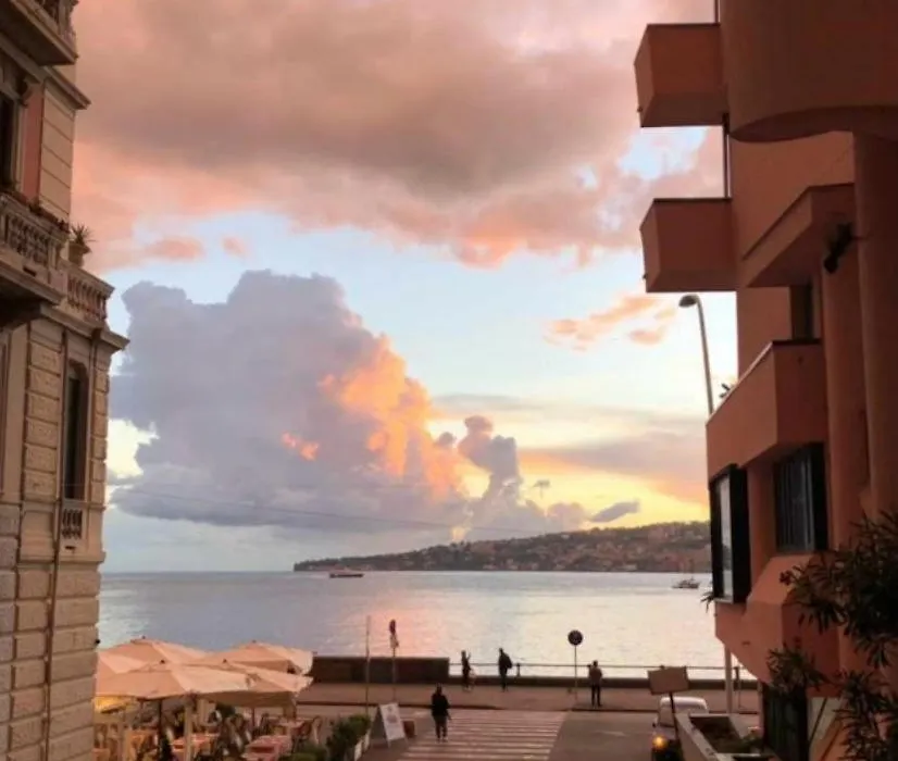 Naples Luxury Suites B&B-1