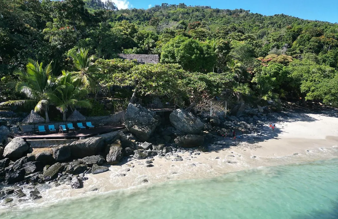 Nosy Komba Lodge-1
