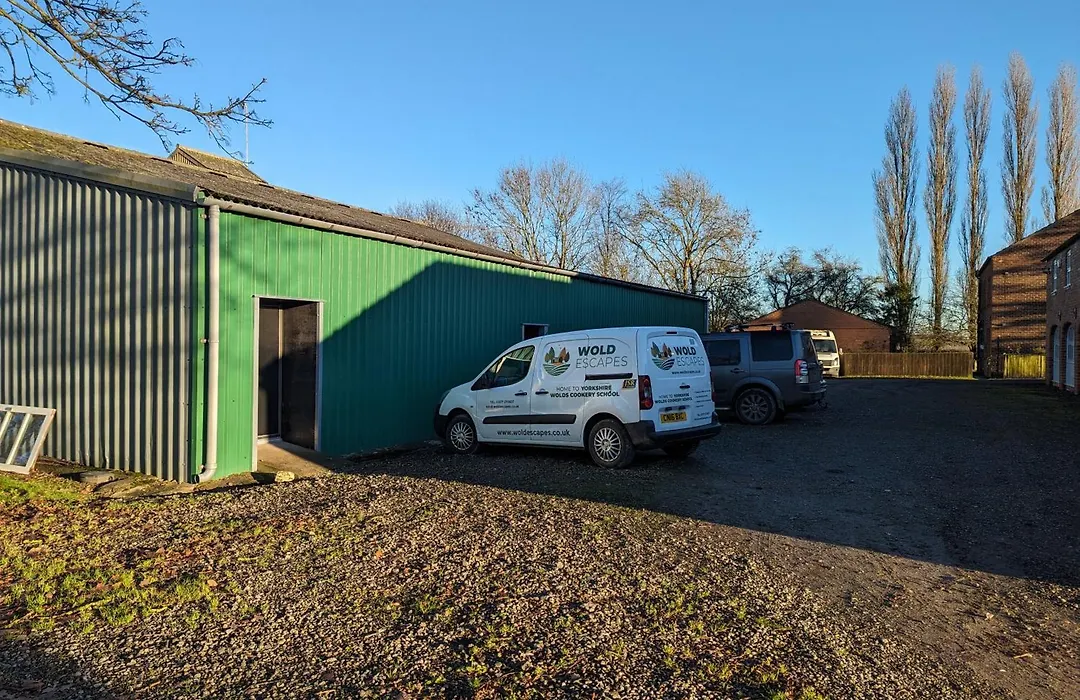 Wold Escapes, Highfield Farm-1