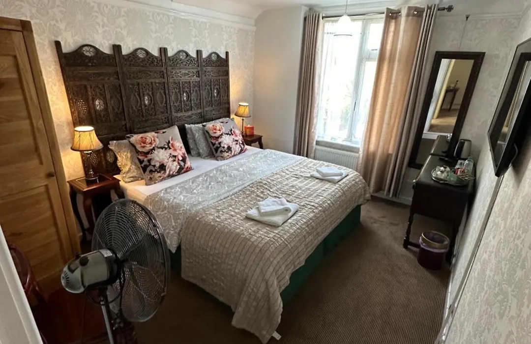 Cambridge Bed & Breakfast-1