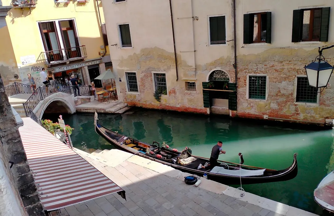 Dimora Al Doge Beato Canal View-1