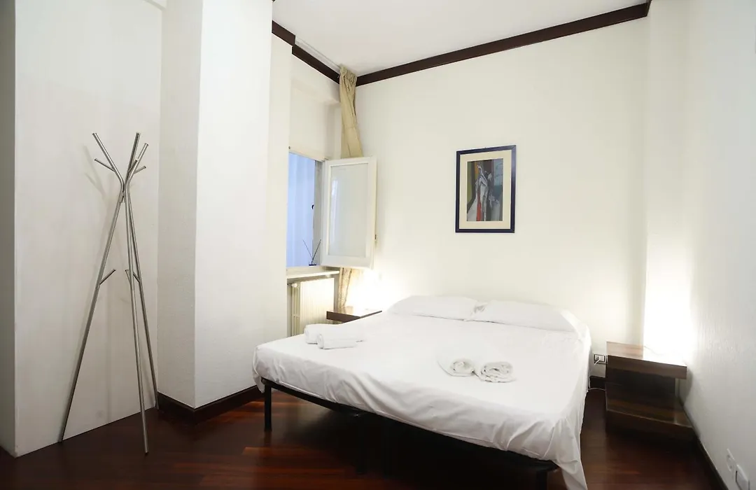 Clorinda'S Rooms-1